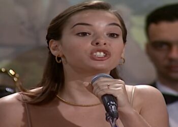 ‘Laços de Família’: Clara expõe segredo de Capitu no casamento de Camila e apanha da rival