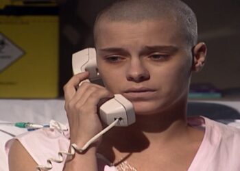 ‘Laços de Família’: Camila decide unir Helena e Miguel novamente