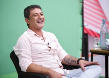 Após divulgação de áudios, família de Tom Veiga suspeita de envenenamento e pede exumação