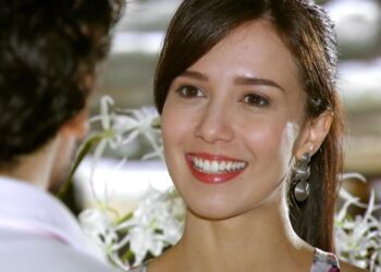 Após traição, Manuela dá a volta por cima com novo amor em ‘A Vida da Gente’; saiba quem