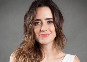 Fernanda Vasconcellos namora ator há oito anos; veja fotos do casal