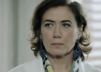 José Alfredo desmascara João Lucas na frente de toda família em ‘Império’