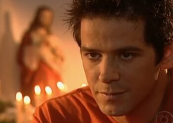 ‘O Clone’: Léo vai parar na cadeia após seguir Albieri