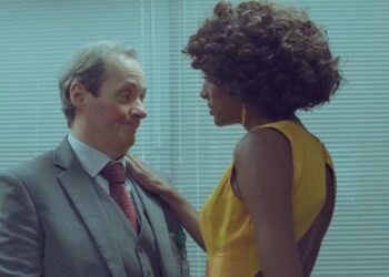 ‘Um Lugar ao Sol’: Rebeca descobre romance de Túlio e Ruth