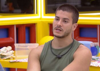 Arthur teoriza sobre repescagem no ‘BBB 22’ e revela quem gostaria que voltasse ao jogo