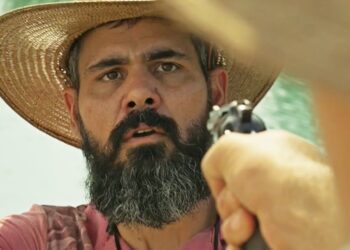 Em Pantanal, Tenório arranca as bolas de Alcides em cena diferente da original; saiba como