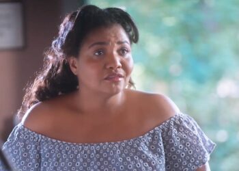 Emília revela armação contra Isadora e apodrece na cadeia em Além da Ilusão