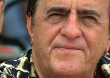 Final de Silveirinha em A Favorita é surpreendente; saiba detalhes
