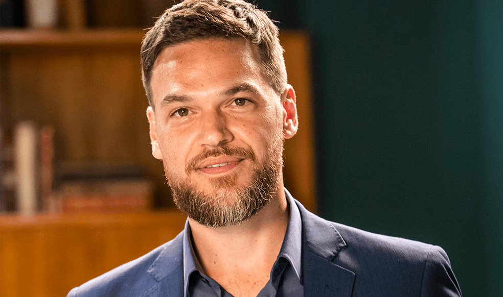Emílio Dantas se arrepende de papel em Segundo Sol