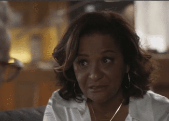 Cara e Coragem: Para salvar vida de Jonathan, Martha entrega todas suas ações para Danilo