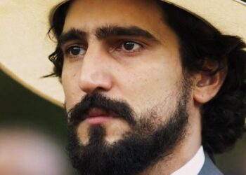 Após casamento, Tertulinho surta e volta a planejar a morte do irmão em Mar do Sertão