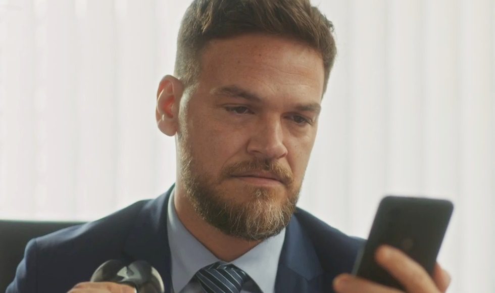 Capítulos de Vai na Fé de 10 a 15 de julho: Theo recebe telefonema