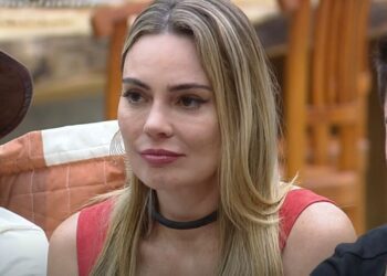 A Fazenda: Rachel Sheherazade é expulsa após agressão e amigos se revoltam