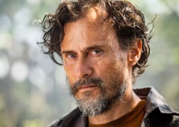 Novos personagens entram em Volta por Cima para agitar a trama a partir do segundo mês