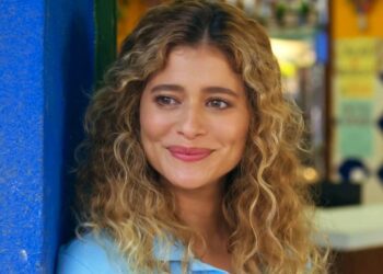Roxelle muda tática e consegue destruir noivado de Madá e Chico