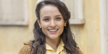Larissa Manoela será enfermeira que se envolve com um viúvo em Êta Mundo Melhor!