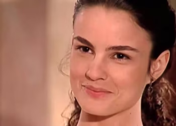 Veja a cena | Rosana leva Giuliana para dentro de casa e impõe tormento para Matteo